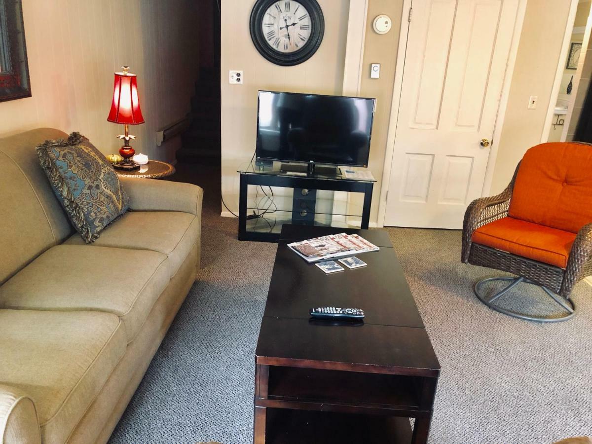 Galena Penthouse Overlooking Main Street With Free Off Street Parking المظهر الخارجي الصورة